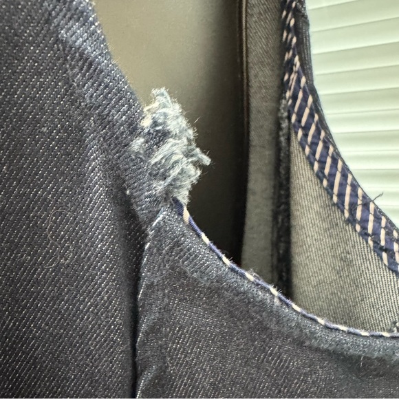 Flattering Tie Front Denim Dress - Picture 6 of 8